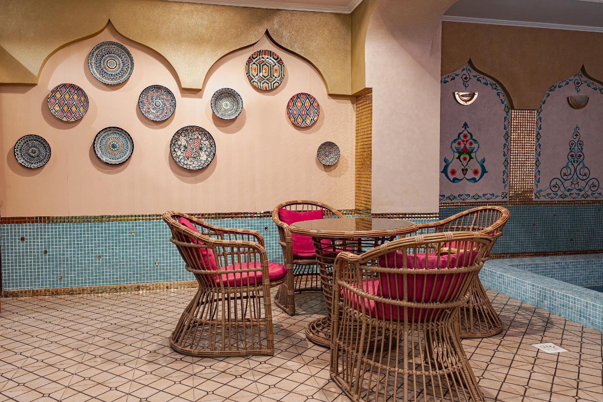 Altair Hotel Shymkent Eksteriør billede