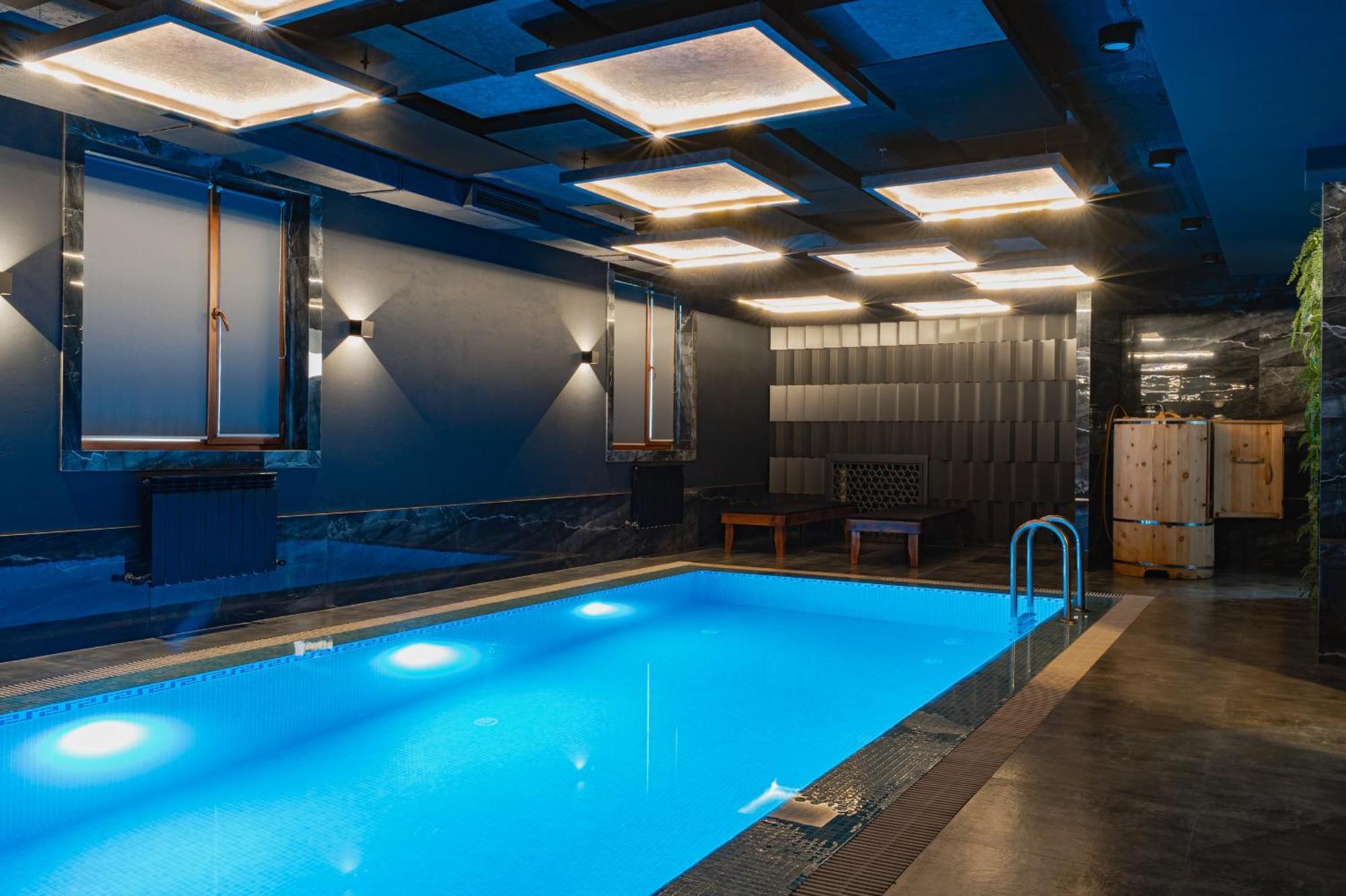 Altair Hotel Shymkent Eksteriør billede