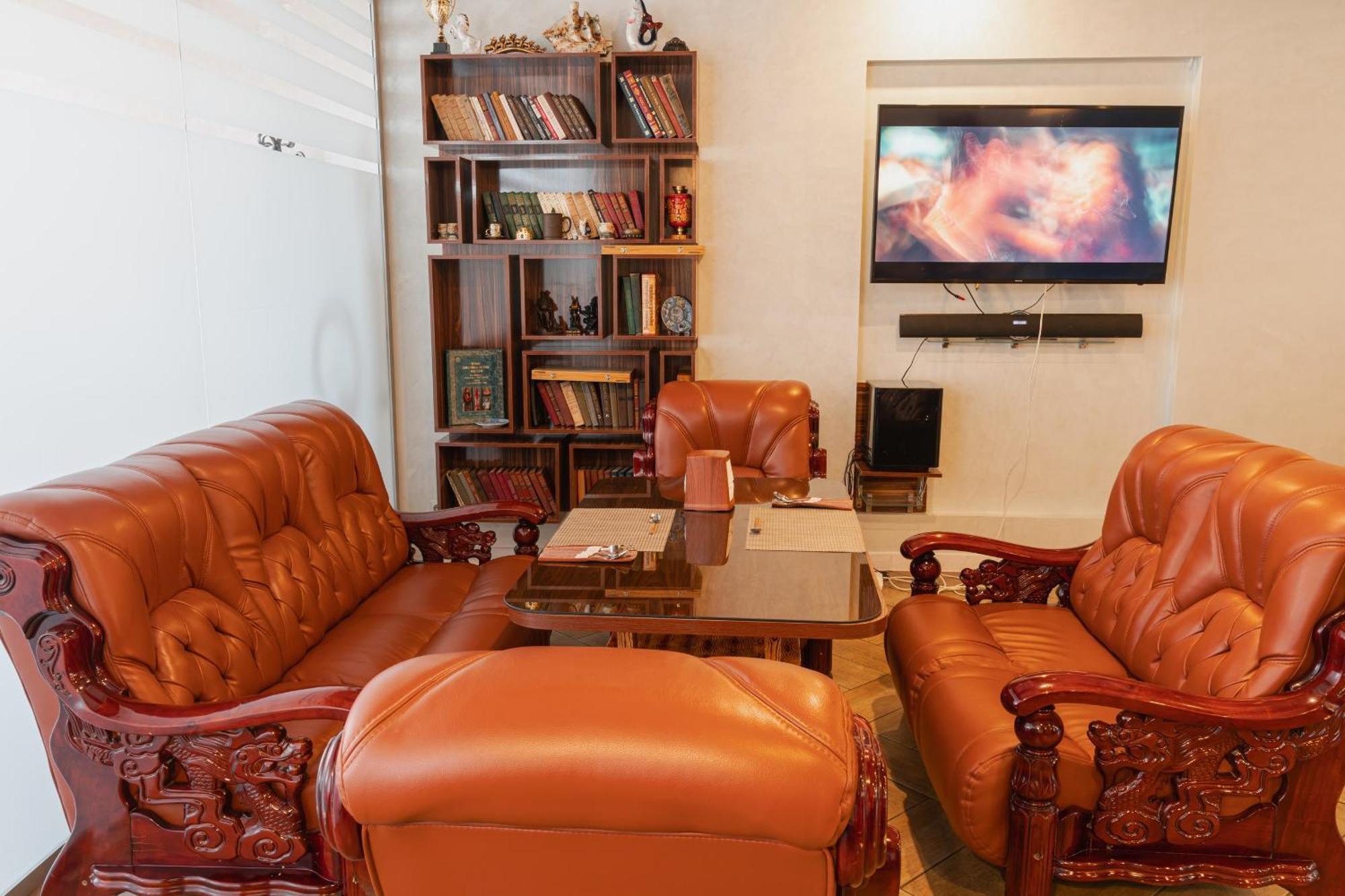 Altair Hotel Shymkent Eksteriør billede