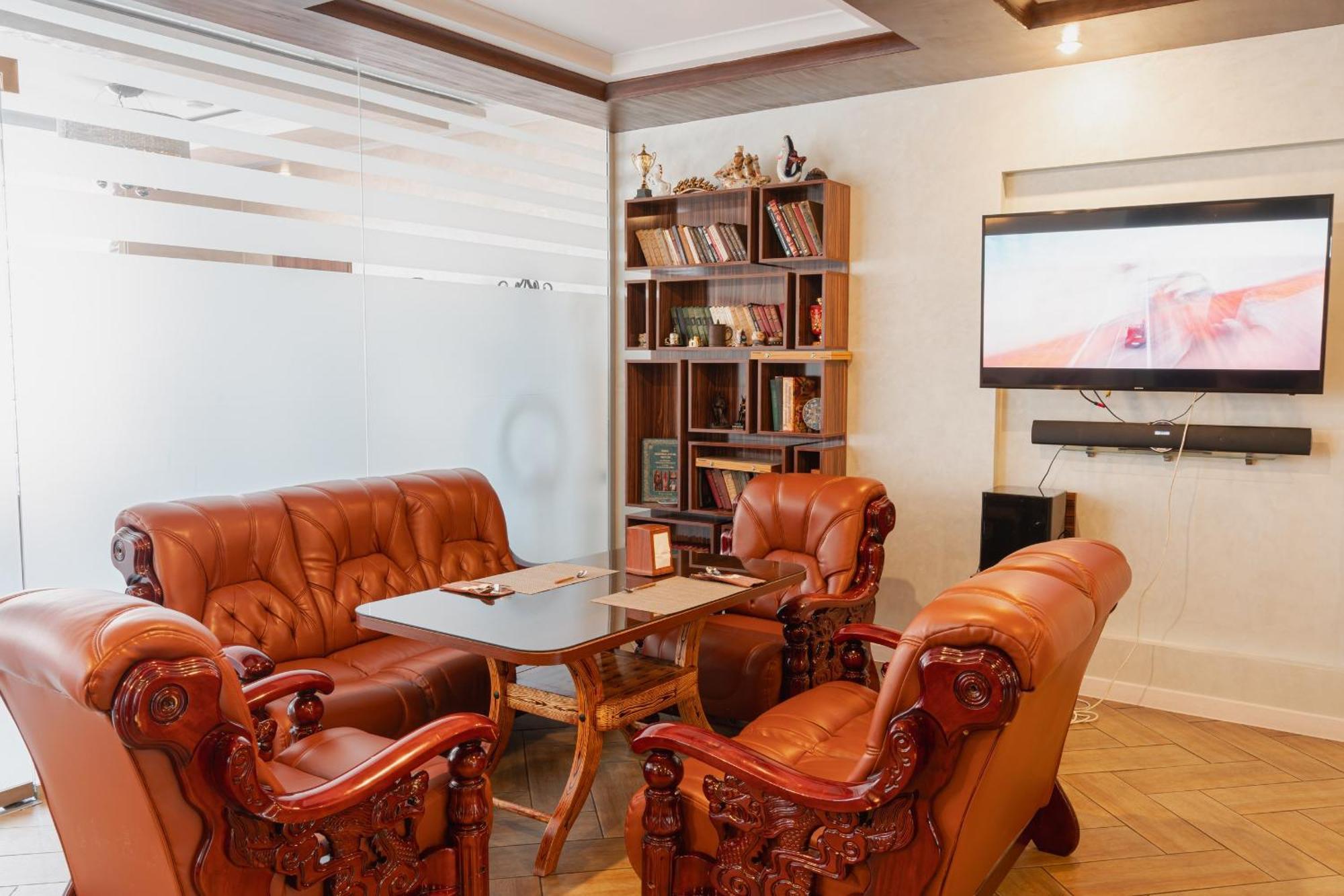 Altair Hotel Shymkent Eksteriør billede